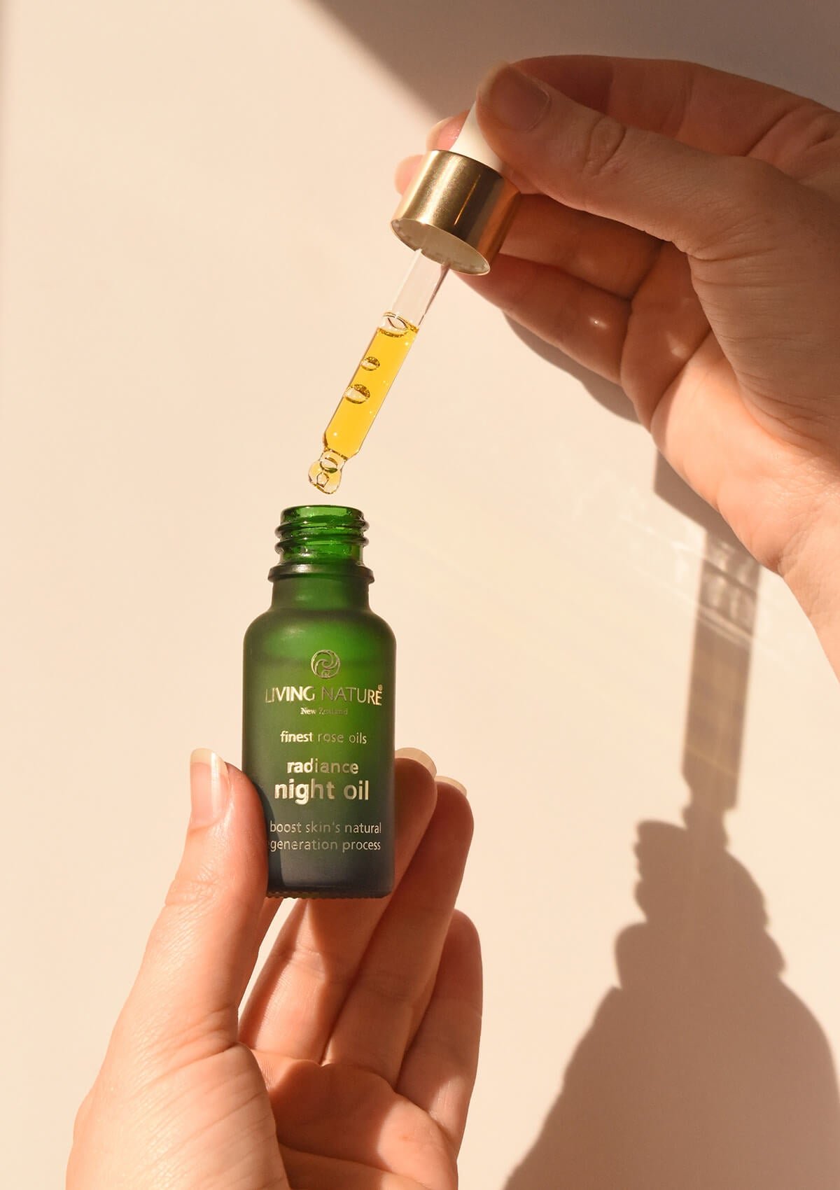 Duo Ultimate Day Oil & Radiance Night Oil